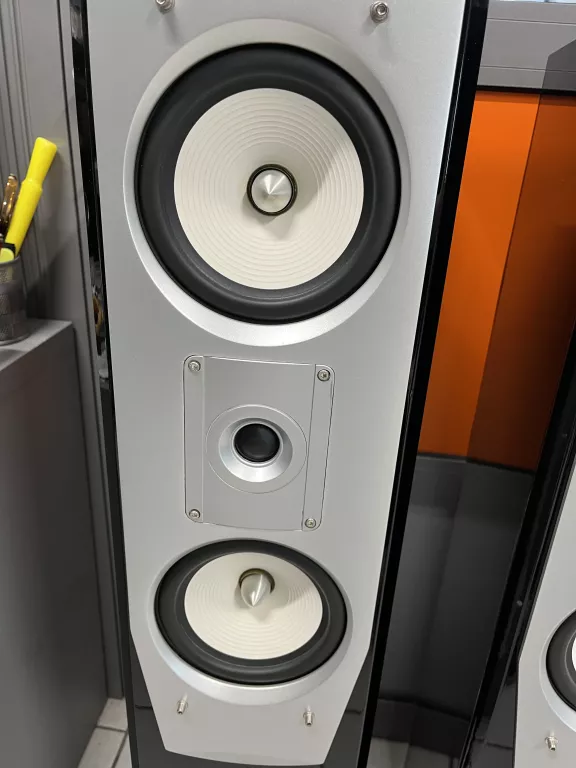 KOLUMNY M-AUDIO HTS 501