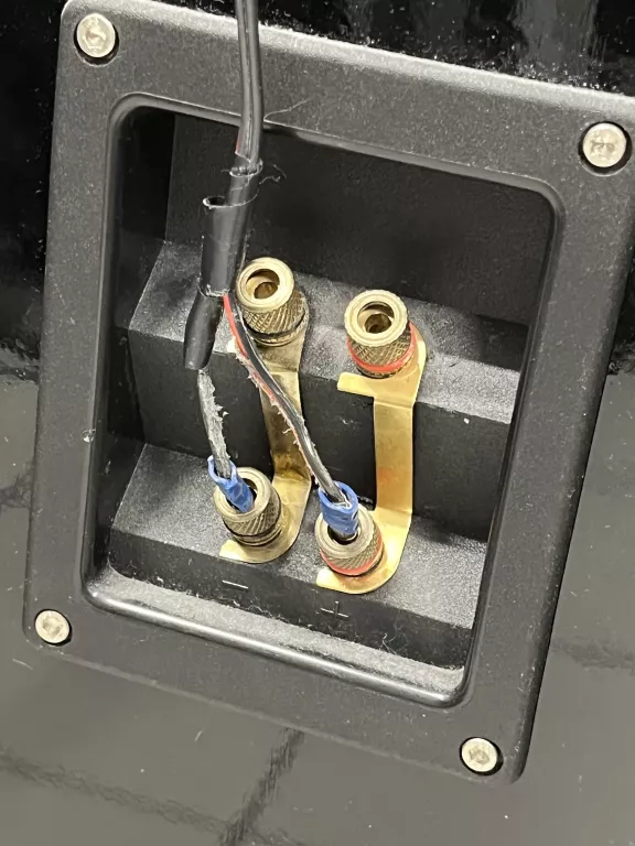 KOLUMNY M-AUDIO HTS 501