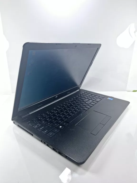 LAPTOP HP 15 I3-5005U I3/W10