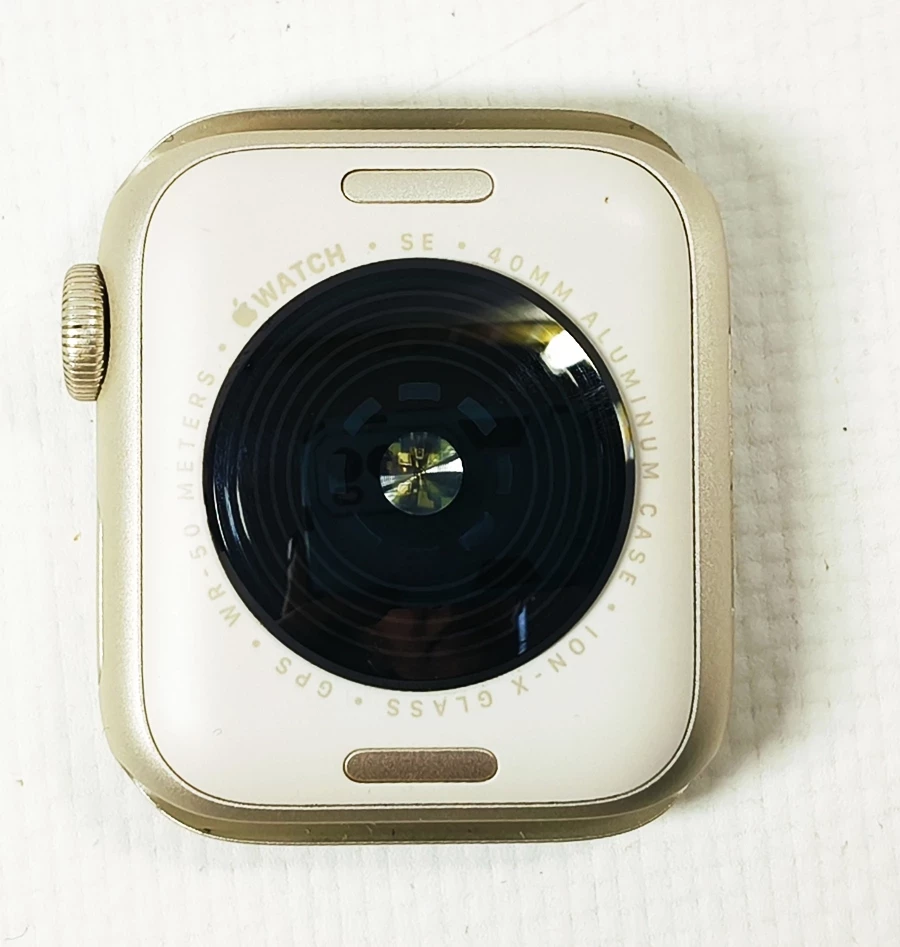 smartwatch-apple-watch-se-gps-40mm-kremowy-opis-material-koperty-212886-258014