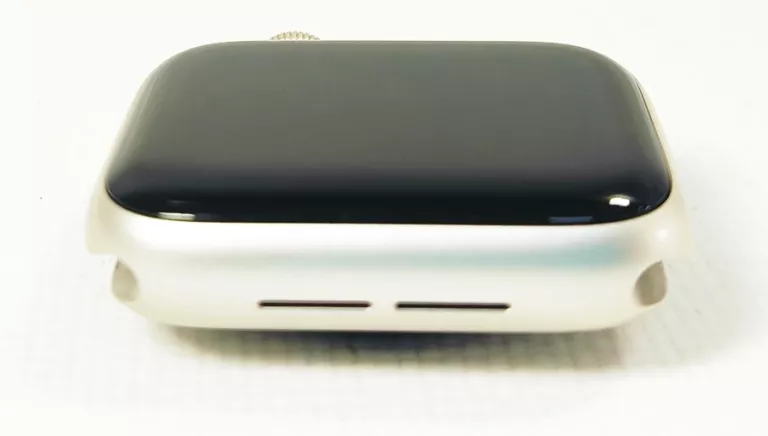 SMARTWATCH APPLE WATCH SE GPS 40MM KREMOWY OPIS