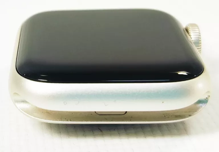 smartwatch-apple-watch-se-gps-40mm-kremowy-opis-marka-248811-1131476