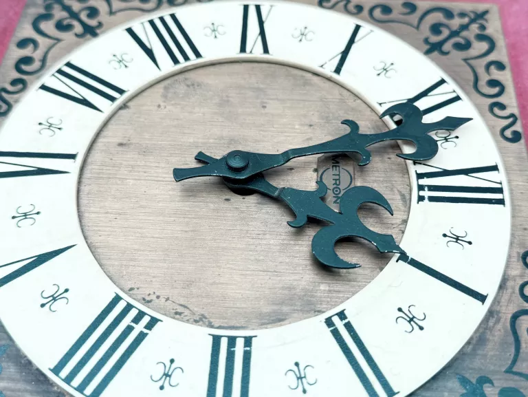 zegar-wiszacy-metron-z-wahadlem-prl-vintage-retro-opis-stan-11323-238062