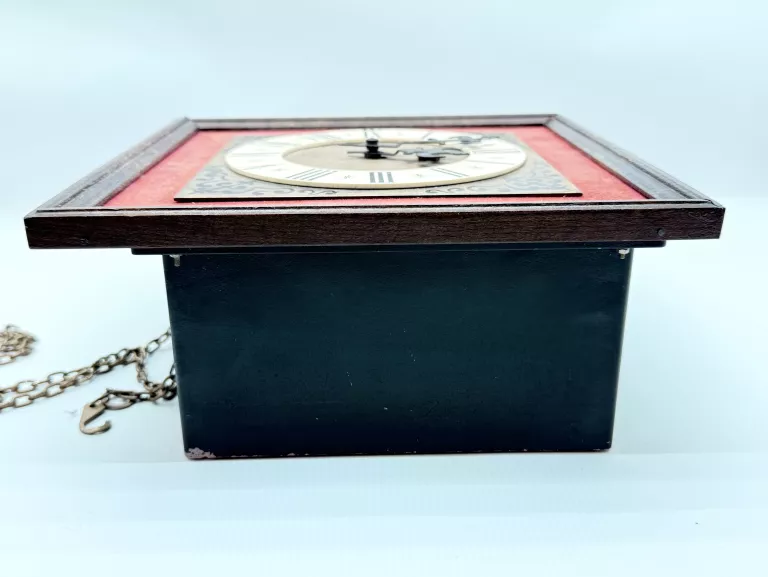 zegar-wiszacy-metron-z-wahadlem-prl-vintage-retro-opis-marka-226434-1704211