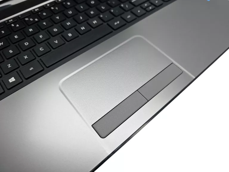 LAPTOP HP 250 G3 15,6 I3-4005U 4/480GB OKAZJA