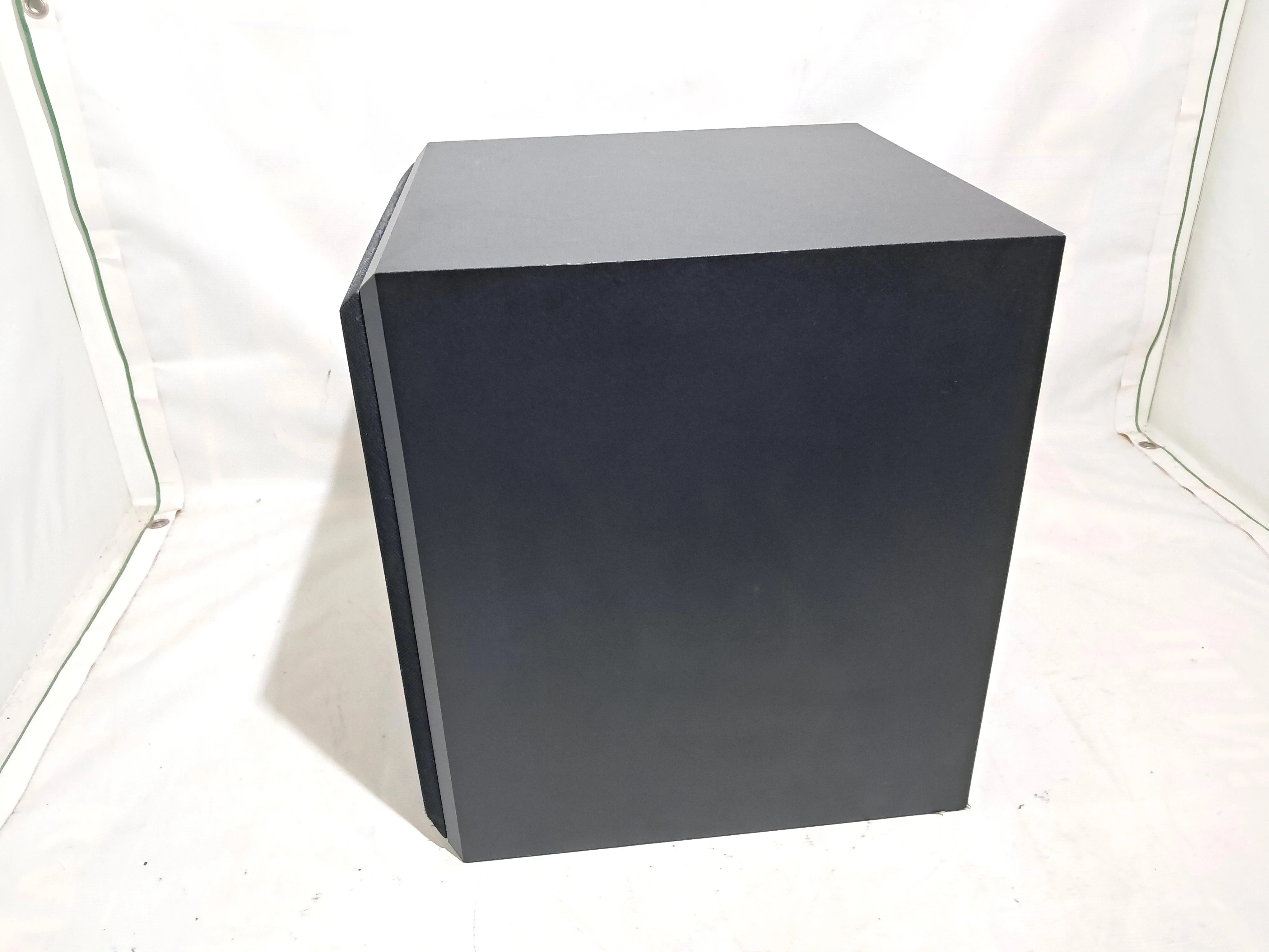 zestaw-kina-domowego-harman-kardon-hs-200-amplituner-wzmacniacz-magnat-model-hs-200