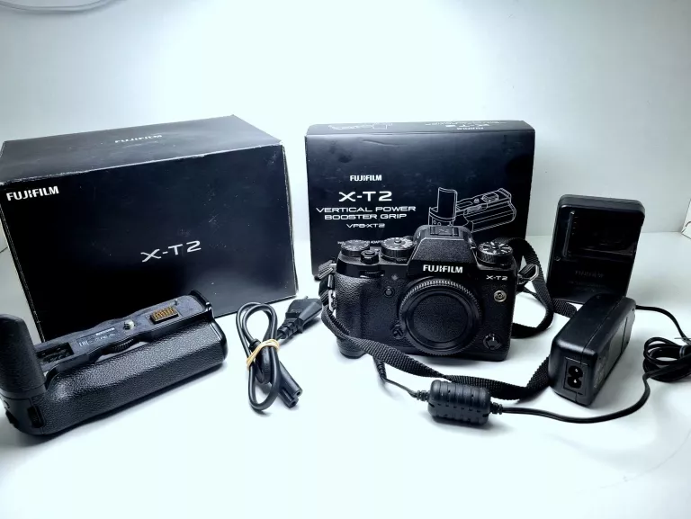 APARAT BEZLUSTERKOWY FUJIFILM X-T2 | BODY | GRIP VPB-XT2
