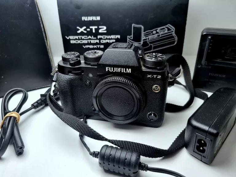APARAT BEZLUSTERKOWY FUJIFILM X-T2 | BODY | GRIP VPB-XT2