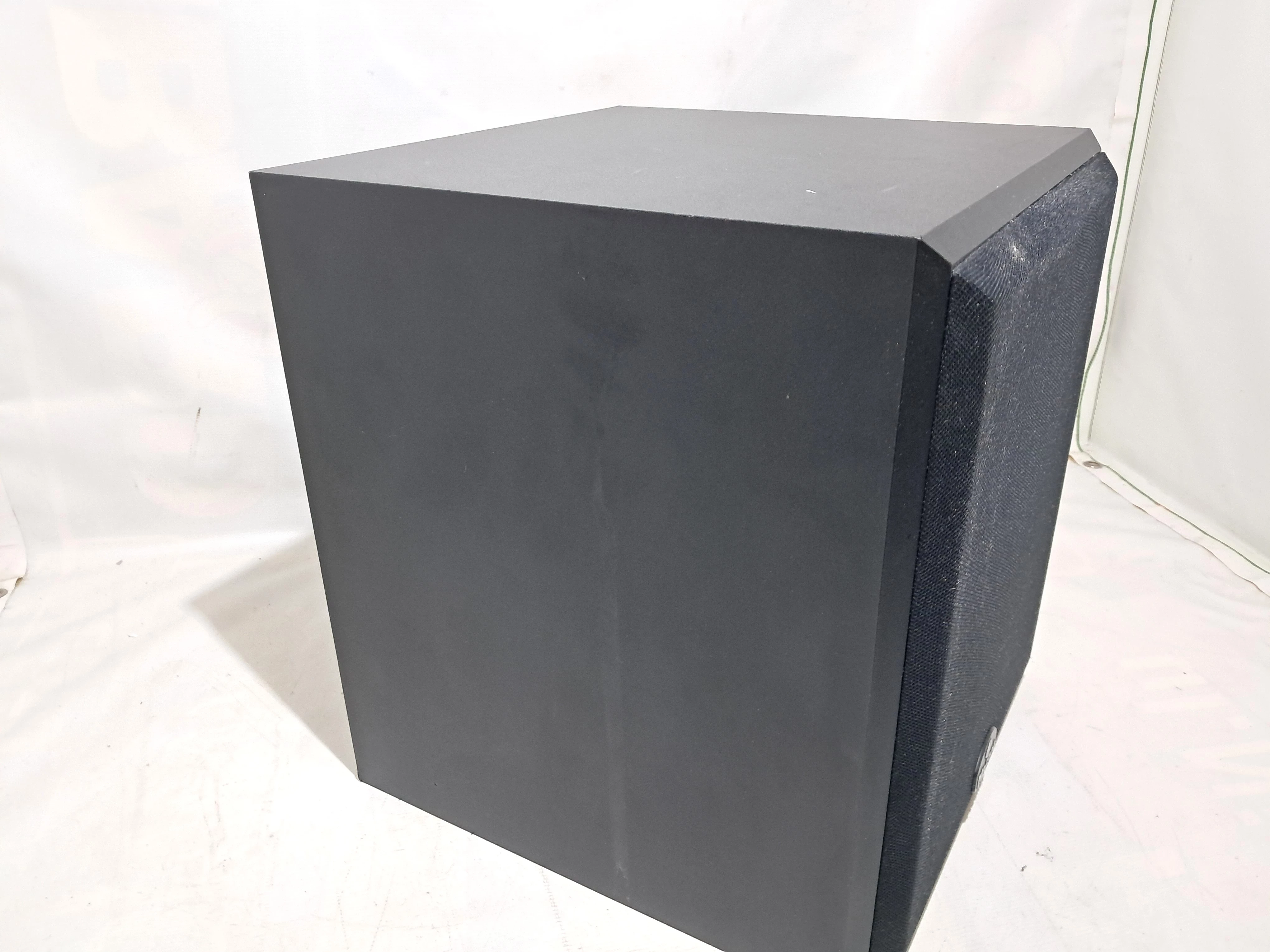 zestaw-kina-domowego-harman-kardon-hs-200-amplituner-wzmacniacz-magnat-moc-znamionowa-rms-6000