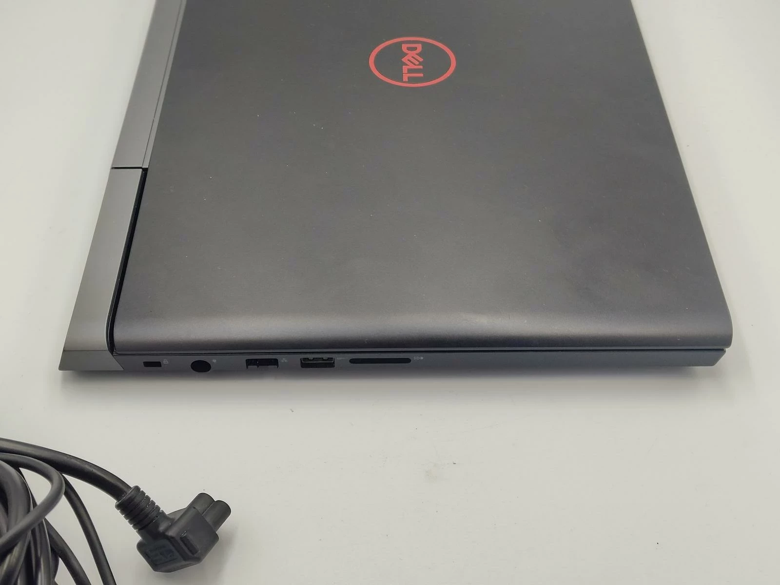 laptop-dell-inspiron-15-7577-gtx-1050-i5-7300-hdd-1tb-ssd1tb-16gb-opis-przekatna-ekranu-1560