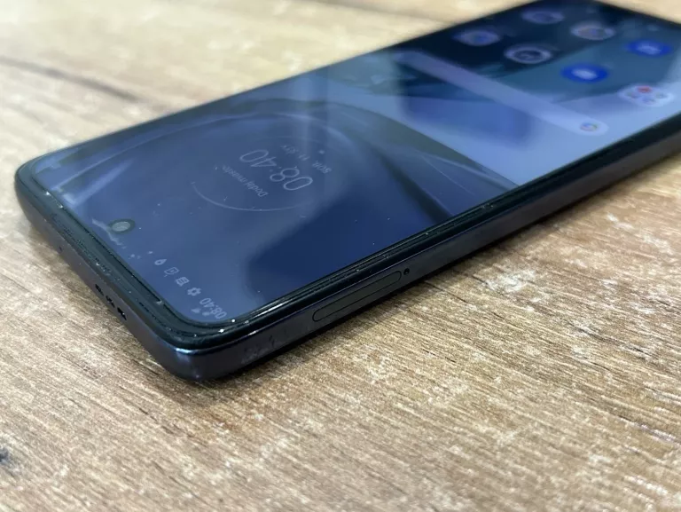 TELEFON MOTOROLA MOTO G62 5G 4/64GB KARTON
