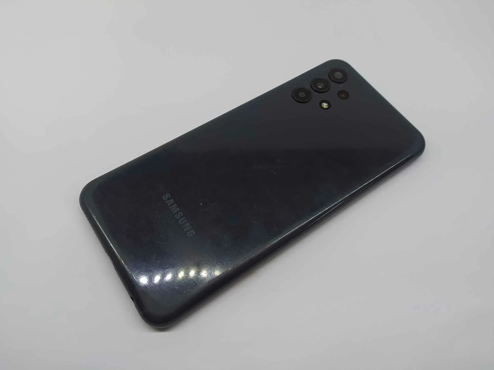 samsung-galaxy-a13-blokada-operatora-kod-producenta-sm-a137fzkveue