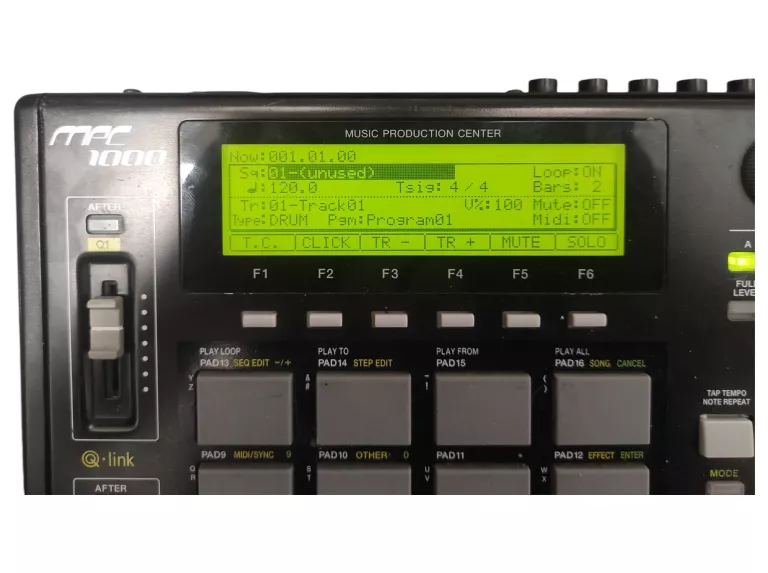 AKAI MPC 1000