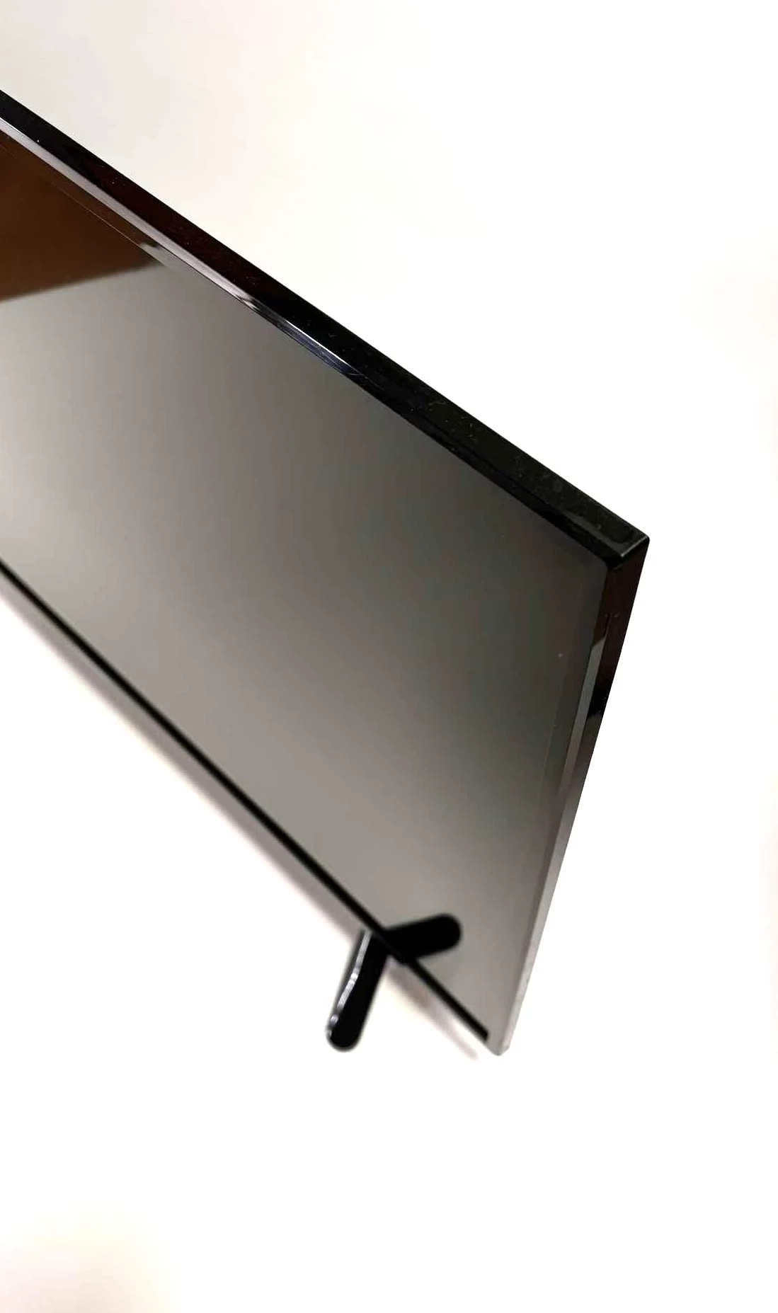 telewizor-manta-32lhn89t-z-pilotem-ean-gtin-5903089904984