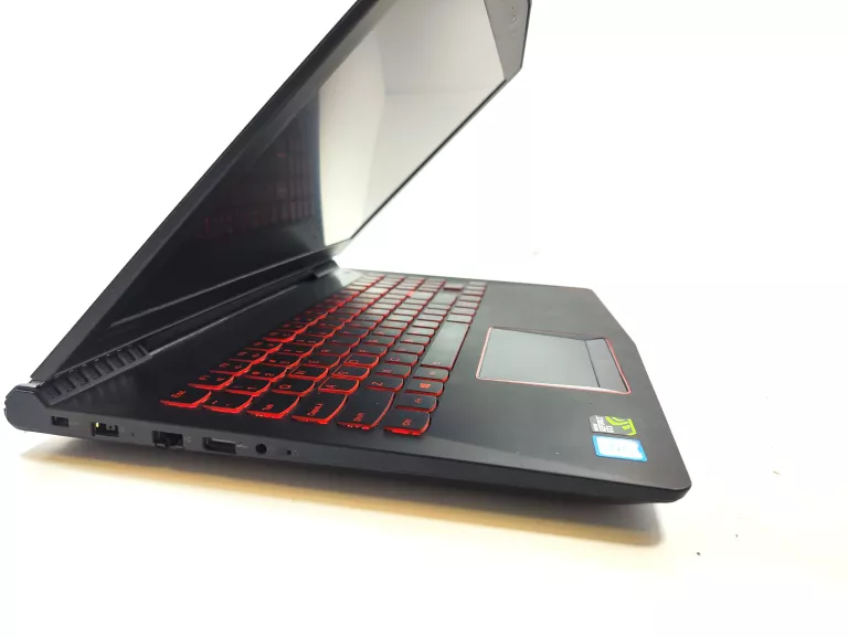 LAPTOP LENOVO Y520-15IKBN I5-7300HQ/8GB RAM/2TB SSD