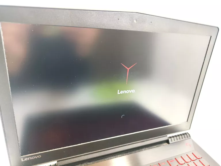 LAPTOP LENOVO Y520-15IKBN I5-7300HQ/8GB RAM/2TB SSD