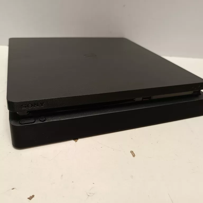 KONSOLA SONY PLAYSTATION 4 CUH-2016B SLIM 500GB