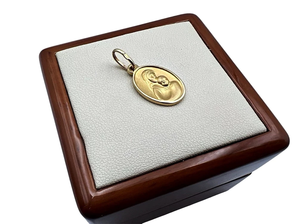 zlota-zawieszka-matka-boska-w-195g-pr-585-stan-11323-2