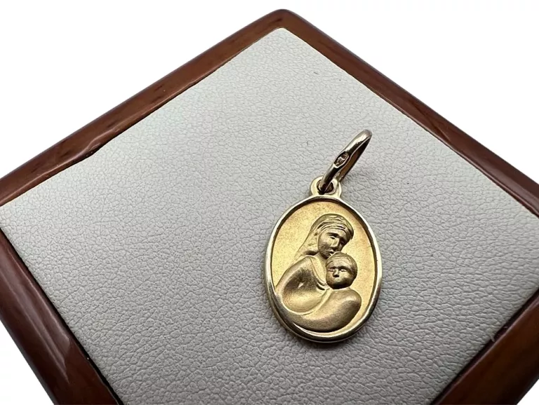 zlota-zawieszka-matka-boska-w-195g-pr-585-kamien-17088-524288