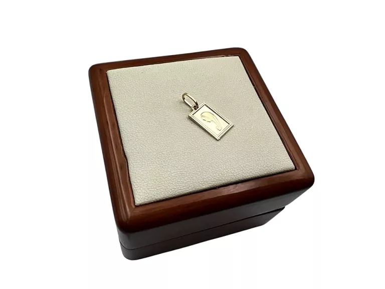zlota-zawieszka-matka-boska-w-082-g-pr-585-stan-11323-2