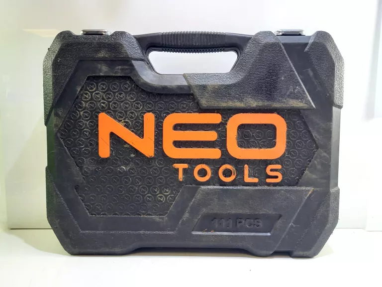 ZESTAW KLUCZY NEO TOOLS 110 EL WALIZKA