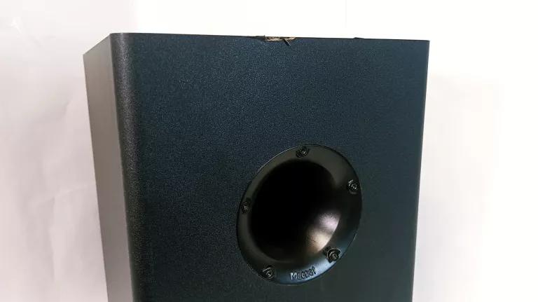AKTYWNY SUBWOOFER MAGNAT PRISMA 5100 A