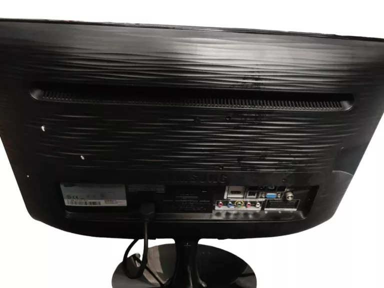 TELEWIZOR SAMSUNG SYNCMASTER B2230HD + PILOT