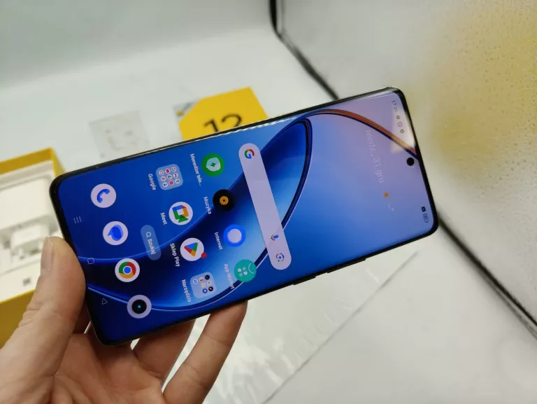 TELEFON REALME 12 PRO 5G 12/256GB KOMPLET