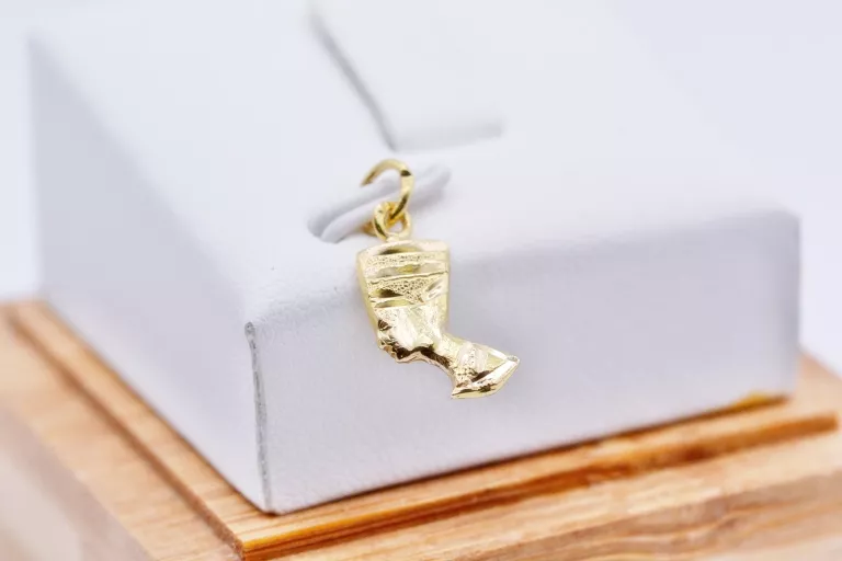 PIĘKNA ZŁOTA ZAWIESZKA NEFRETETE NEFERTITI PRÓBA 585 EGIPSKA