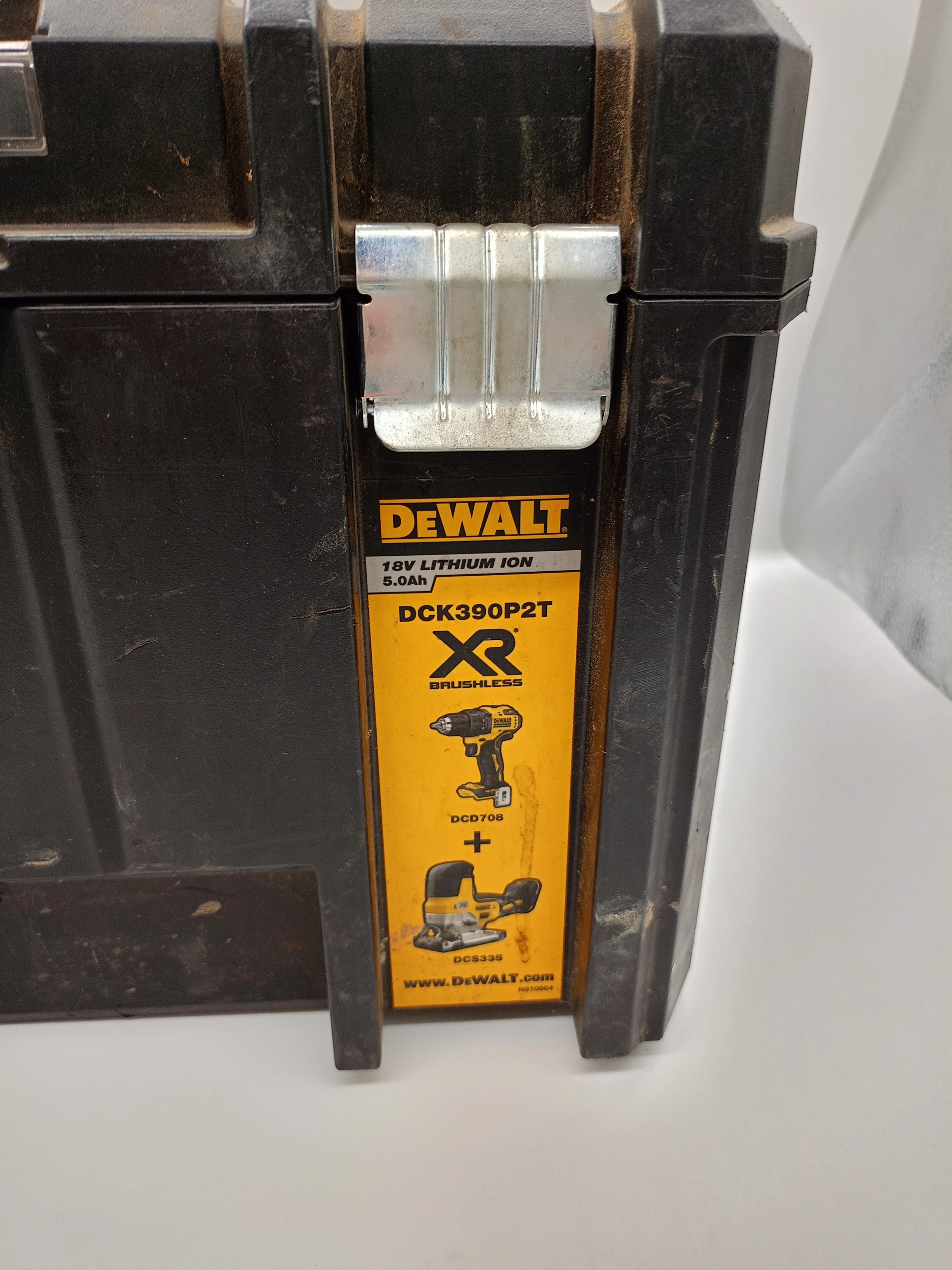 skrzynka-na-narzedzia-dewalt-stan-11323-2