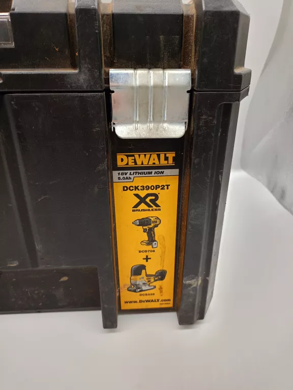 skrzynka-na-narzedzia-dewalt-stan-11323-2