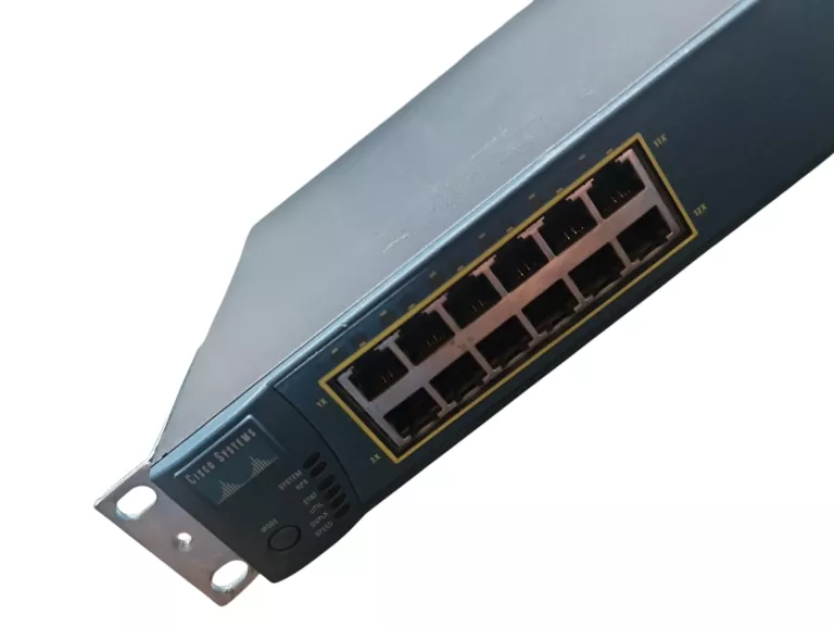 switch-cisco-catalyst-3500-series-xl-ws-c3512-xl-en-12-port-ethernet-switc-stan-11323-2
