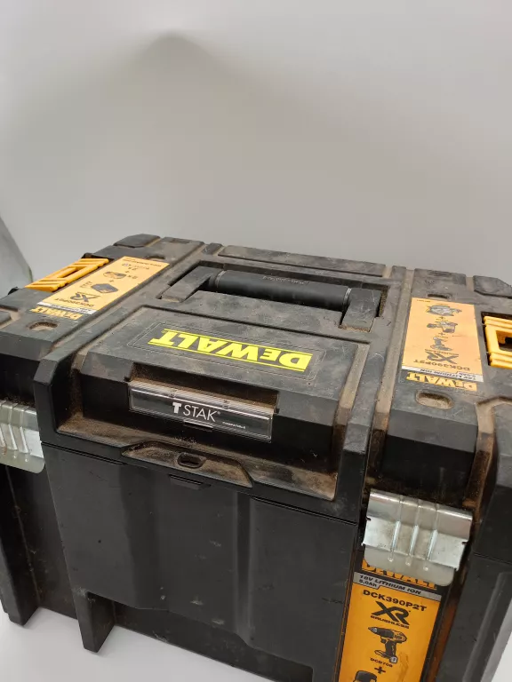 skrzynka-na-narzedzia-dewalt-rodzaj-244989-513541