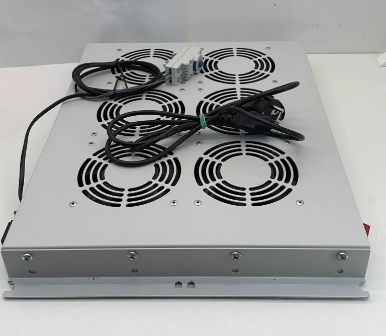 PANEL WENTYLACYJNY RACK 19" TRITON SUFITOWY