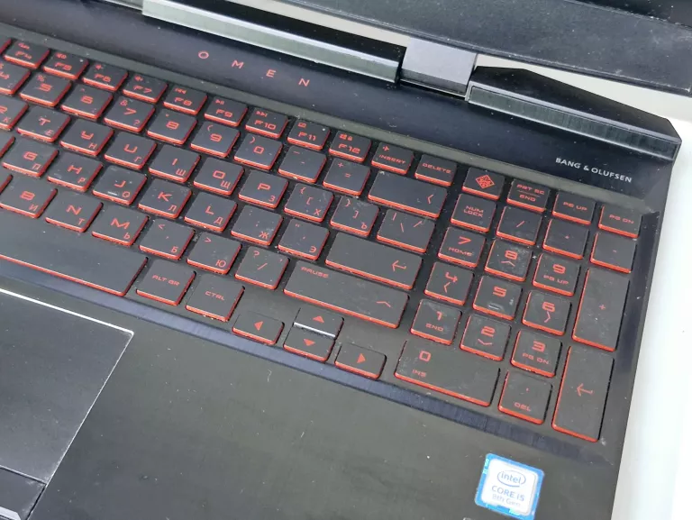 LAPTOP HP OMEN GTX1050/INTEL CORE I5-8300H/8GB RAM/HDD 1TB/WIN 10 HOME