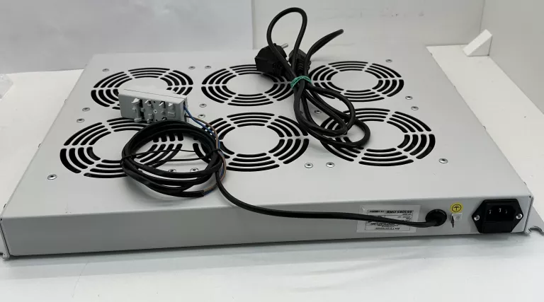 PANEL WENTYLACYJNY RACK 19" TRITON SUFITOWY