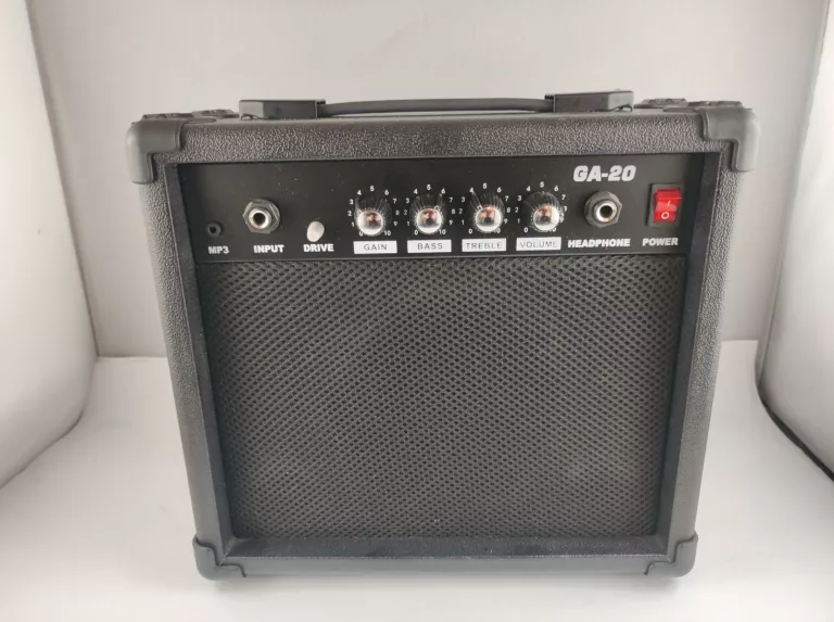 WZMACNIACZ GITAROWY NN EG SET BK GA-20