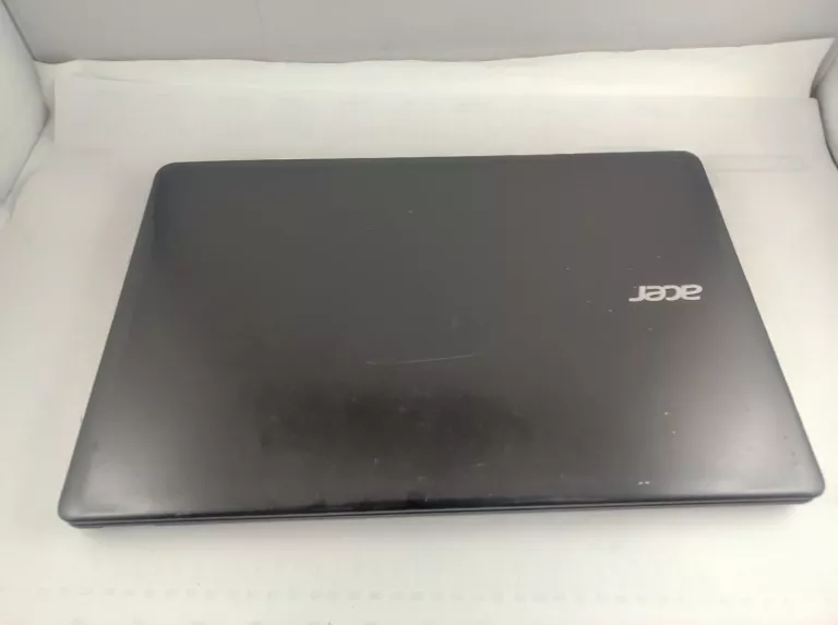 LAPTOP   ACER ASPIRE E1 . I3, 250GB. 4GB + ZAILACZ