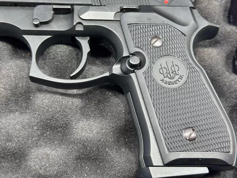 BERETTA M92FS NIEKOMPLETNA BRAK BEBENKA DO REGULACJI