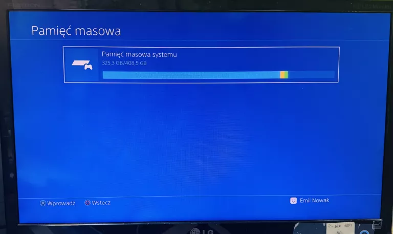 KONSOLA PS4 SLIM 500 GB + PAD