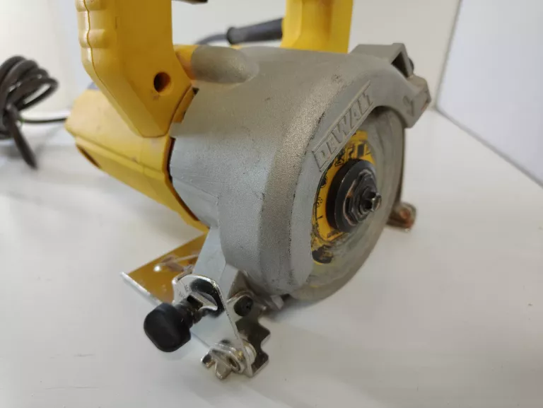 PRZECINARKA DO GLAZURY DEWALT DWC410 1300W
