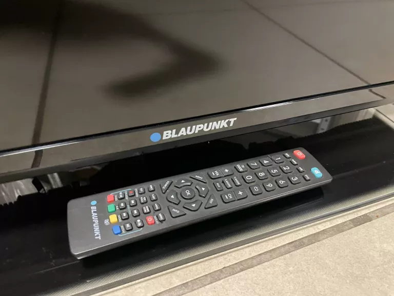 TELEWIZOR BLAUPUNKT 50" LED TV B50A148TC