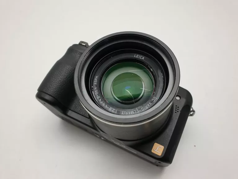 APARAT LUMIX DMC-FZ28