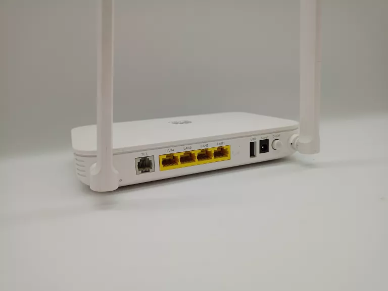 ROUTER HUAWEI OPTIXSTAR EG8145X6 + ZASILACZ ZOBACZ!!
