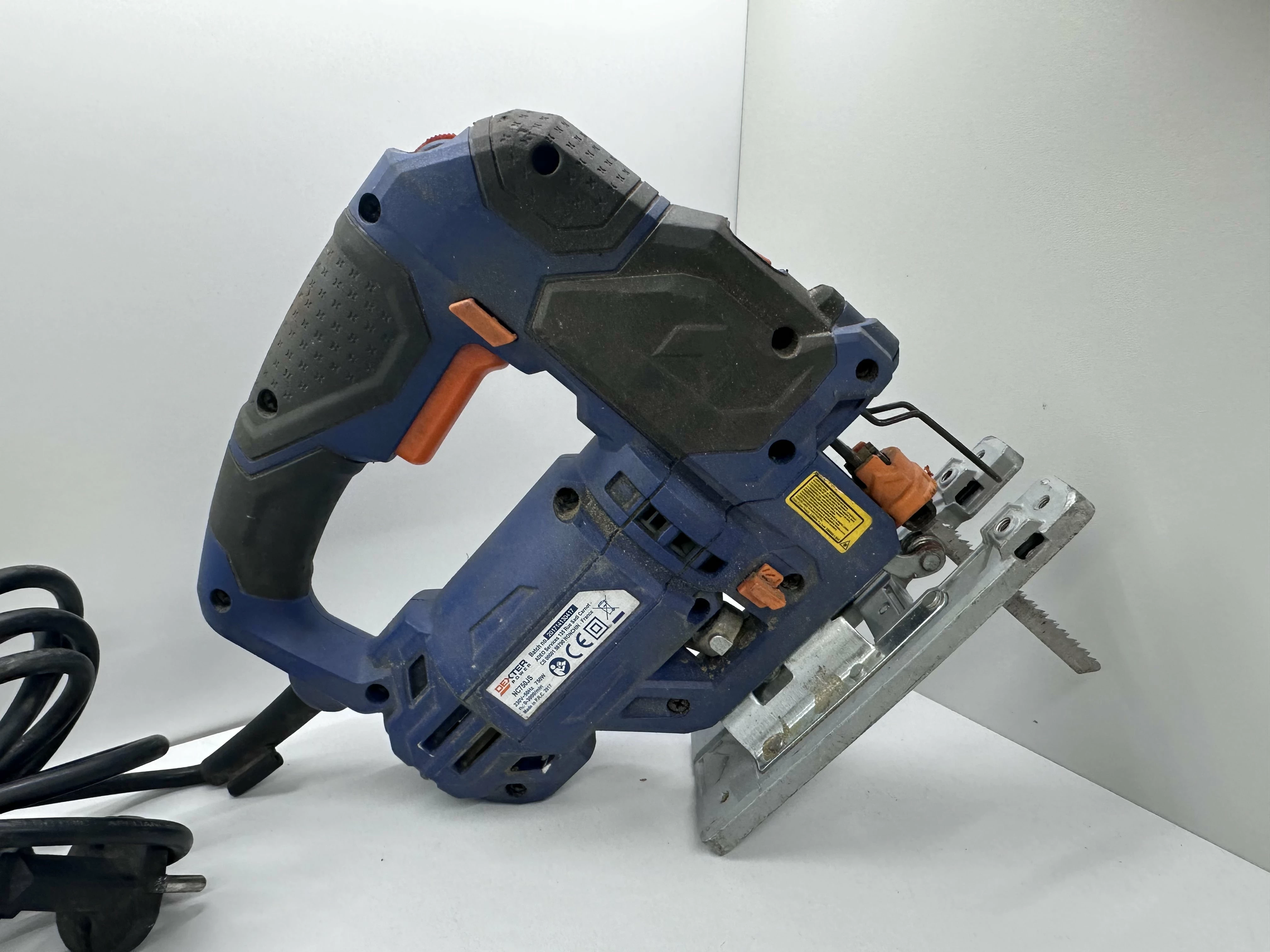 wyrzynarka-dexter-power-nc750js-maksymalna-moc-75000