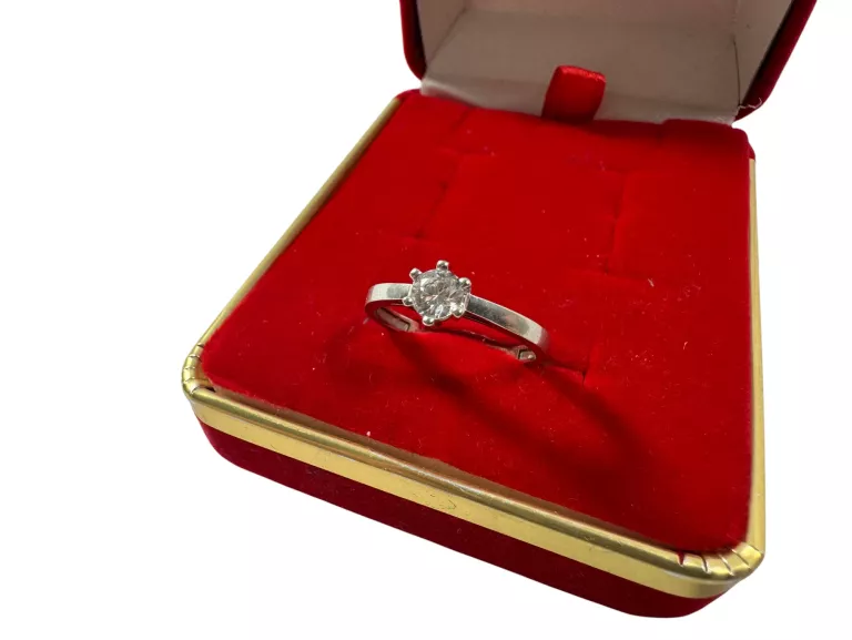 PIĘKNY ZŁOTY PIERŚCIONEK ZARĘCZYNOWY 2,1G BIAŁE ZŁOTO / R. 14