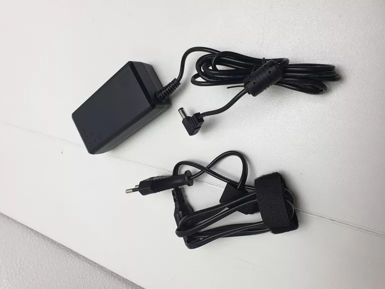 LASER STANLEY FATMAX 3D FMHT1-77356 Z ZIELONĄ WIĄZKĄ + ZASILACZ