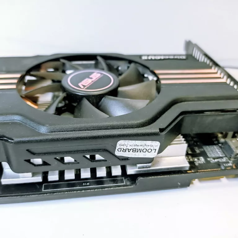 ASUS GTX 560 DIRECTCU II