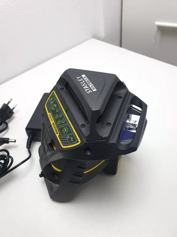 LASER STANLEY FATMAX 3D FMHT1-77356 Z ZIELONĄ WIĄZKĄ + ZASILACZ