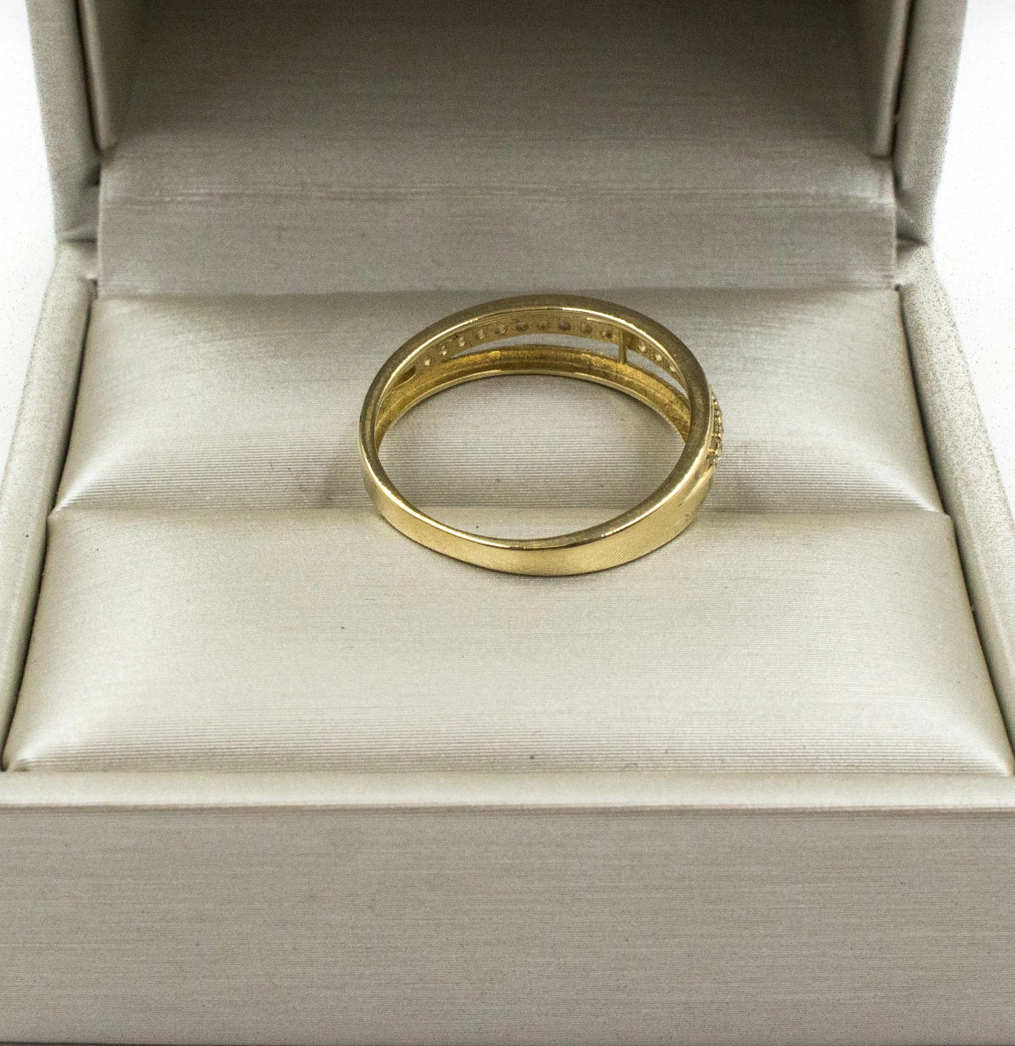 ladny-zloty-pierscionek-obraczka-z-cyrkoniami-14k-w200g-r16-p55-rozmiarsrednica-wew-mm-372-16